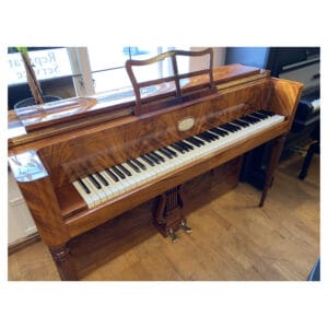 Piano Aug. Hoffman "Jenny Lind" | Polerad mahogny