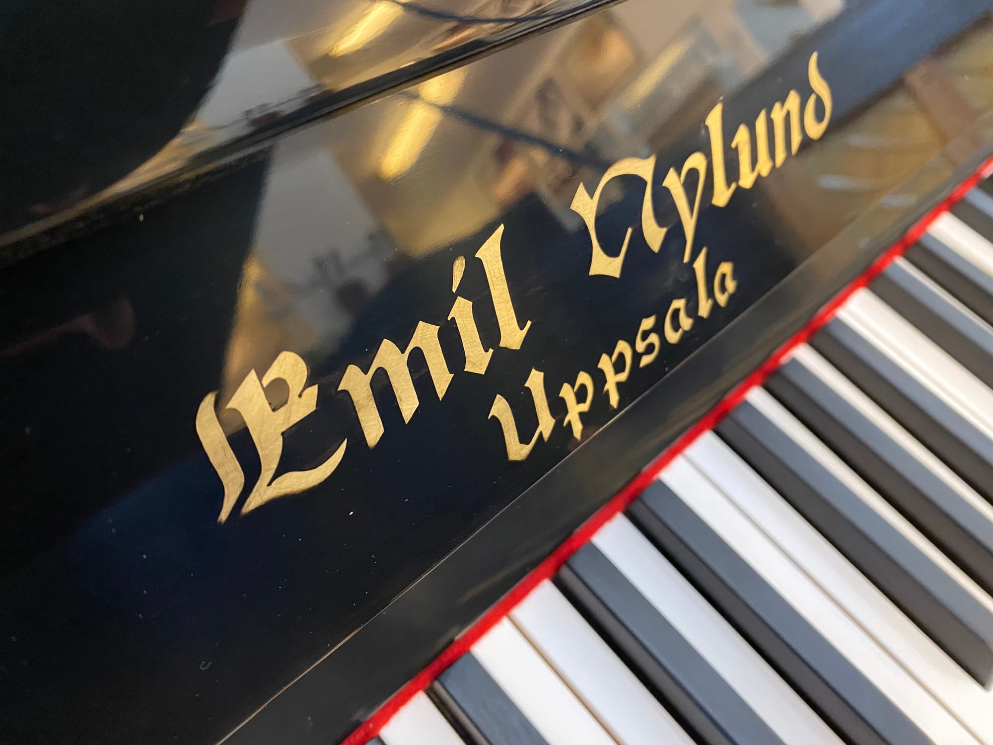 Piano Emil Nylund | Polerad svart - 4